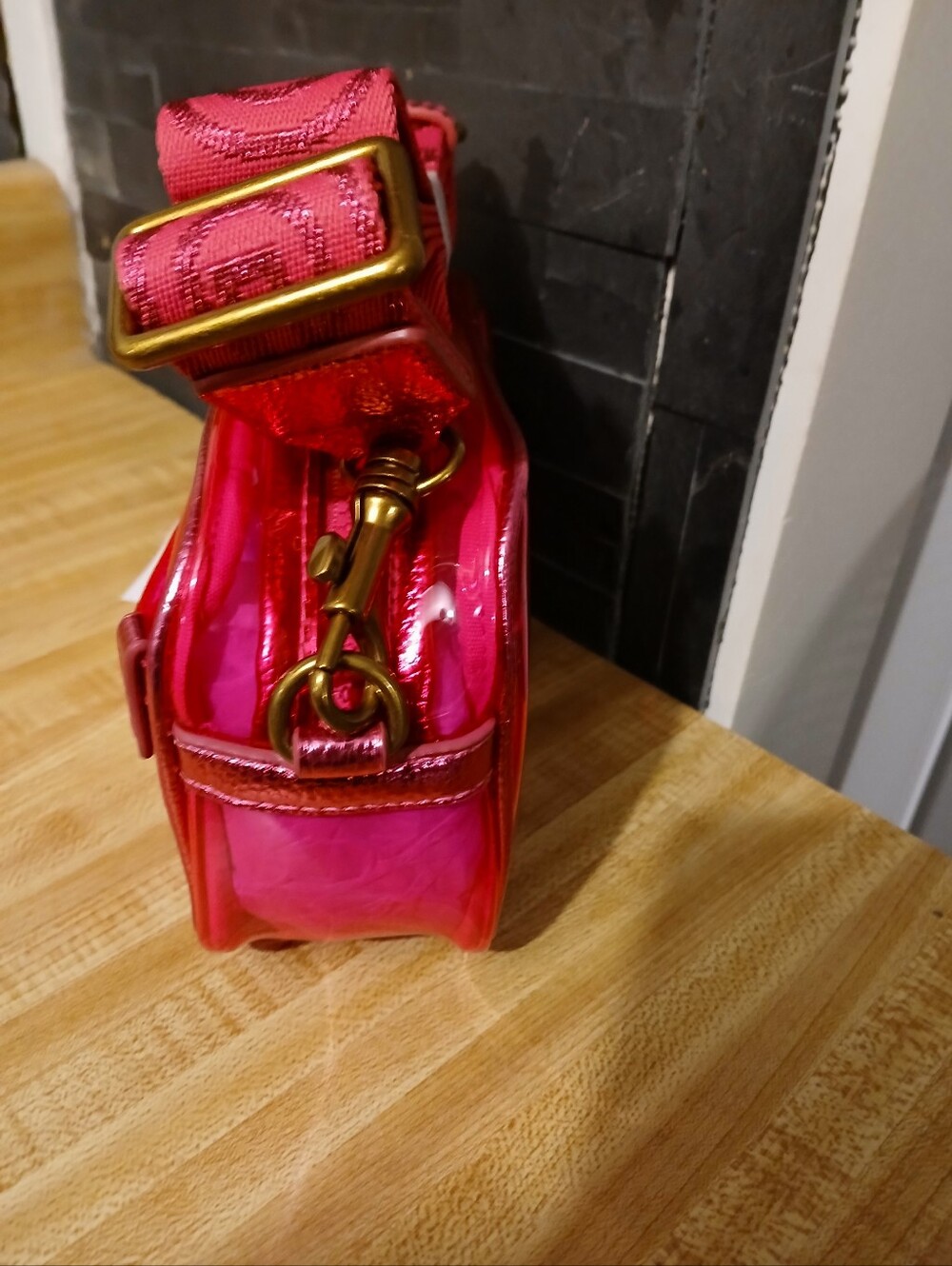 Kurt Geiger NWT Barbie Pink Translucent Bag w/Guitar Strap,Kurt Bottom & Dustbag - Picture 3 of 9